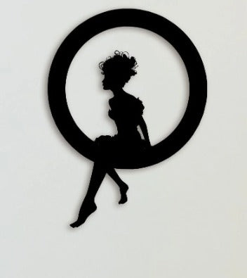 Mystic Woman Metal Wall Art – Elegant Circular Silhouette Decor