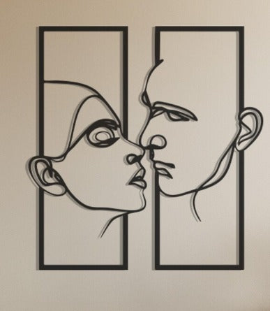 Eternal Kiss Metal Wall Art – Romantic Couple Face Silhouette Decor